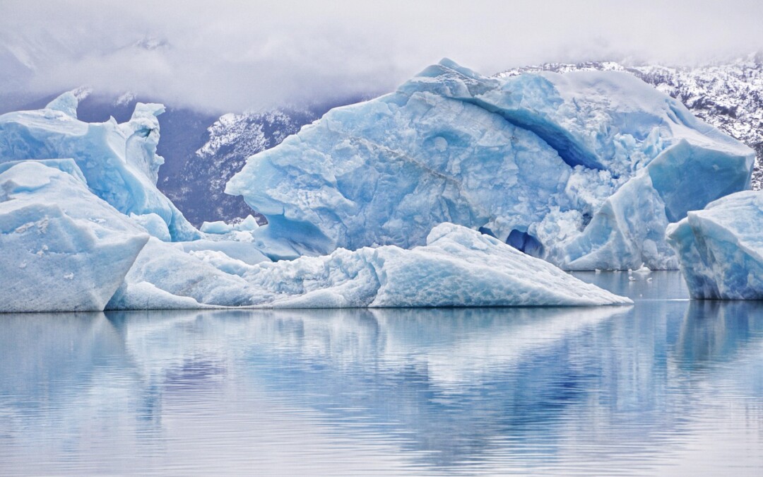 iceberg, chile, patagonia, climate, lake gray, lake, blue, winter, fog, cold, water, frost, reflection, nature, to travel